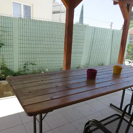 With Big Terrace 3 דירה